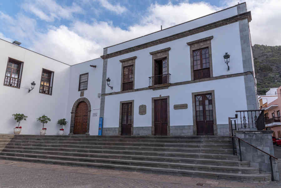 Tenerife 241 - Garachico - Ayuntamiento.jpg